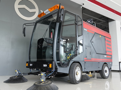 駕駛式掃地機 駕駛式掃地機