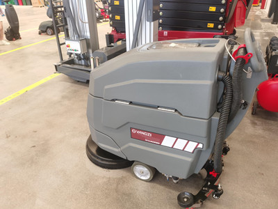 手推式洗地機(jī) 手推式洗地機(jī)